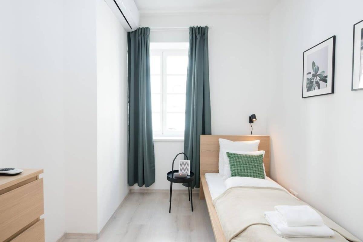 Trendy Central Apartment At Castle บูดาเปสต์ ภายนอก รูปภาพ