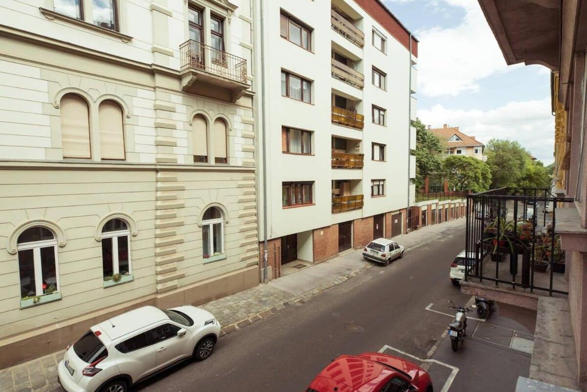 Trendy Central Apartment At Castle บูดาเปสต์ ภายนอก รูปภาพ