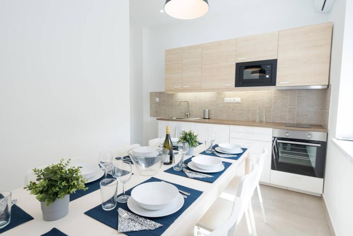 Trendy Central Apartment At Castle บูดาเปสต์ ภายนอก รูปภาพ