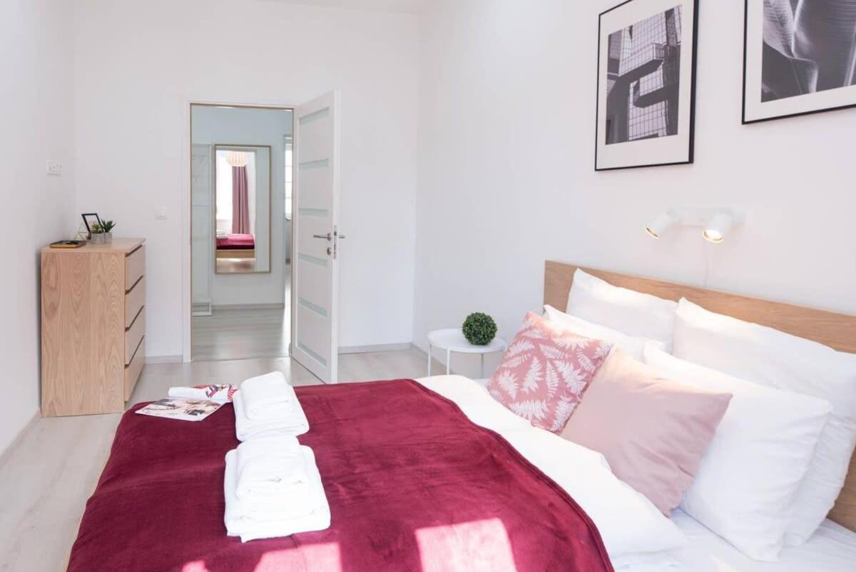 Trendy Central Apartment At Castle บูดาเปสต์ ภายนอก รูปภาพ