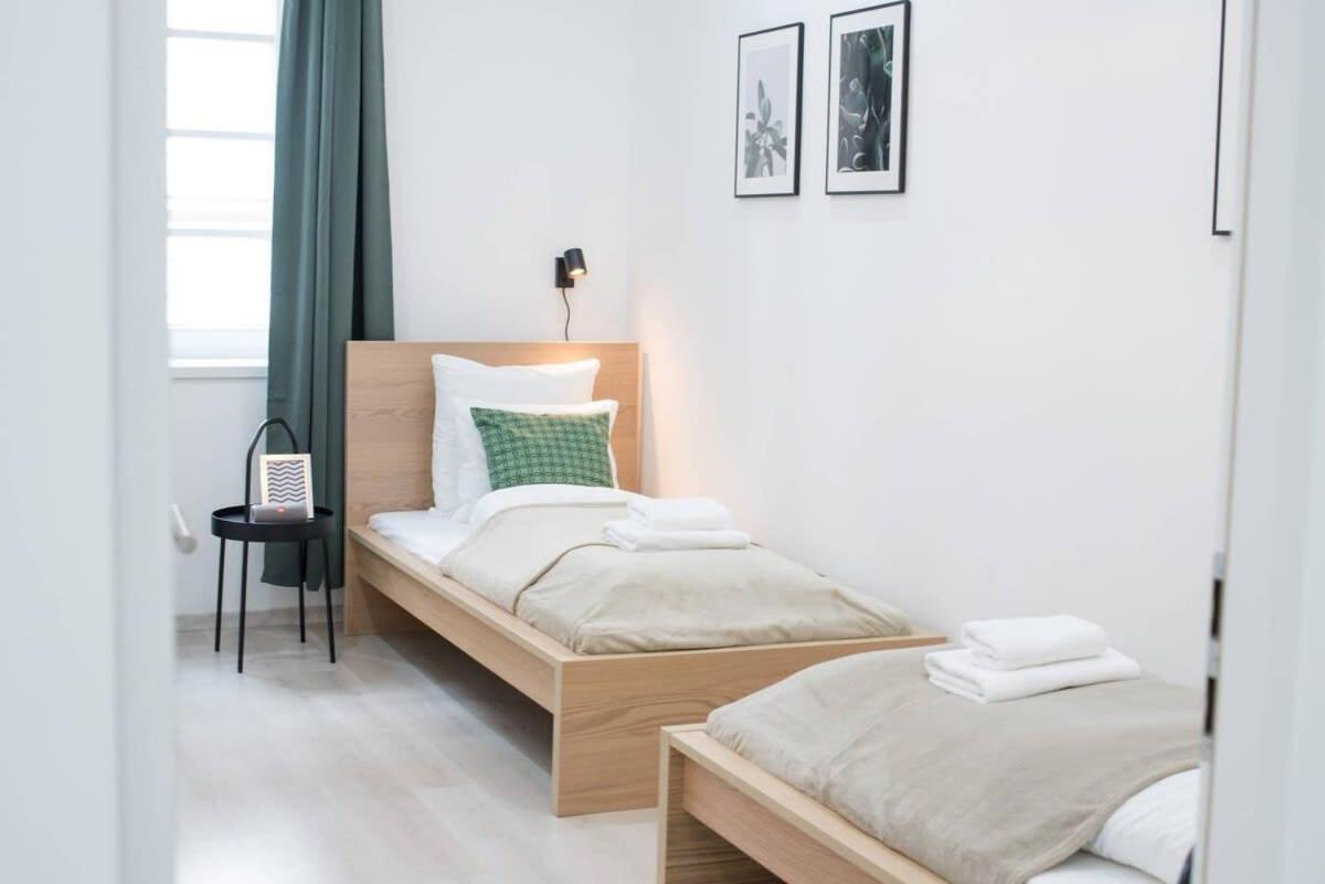 Trendy Central Apartment At Castle บูดาเปสต์ ภายนอก รูปภาพ